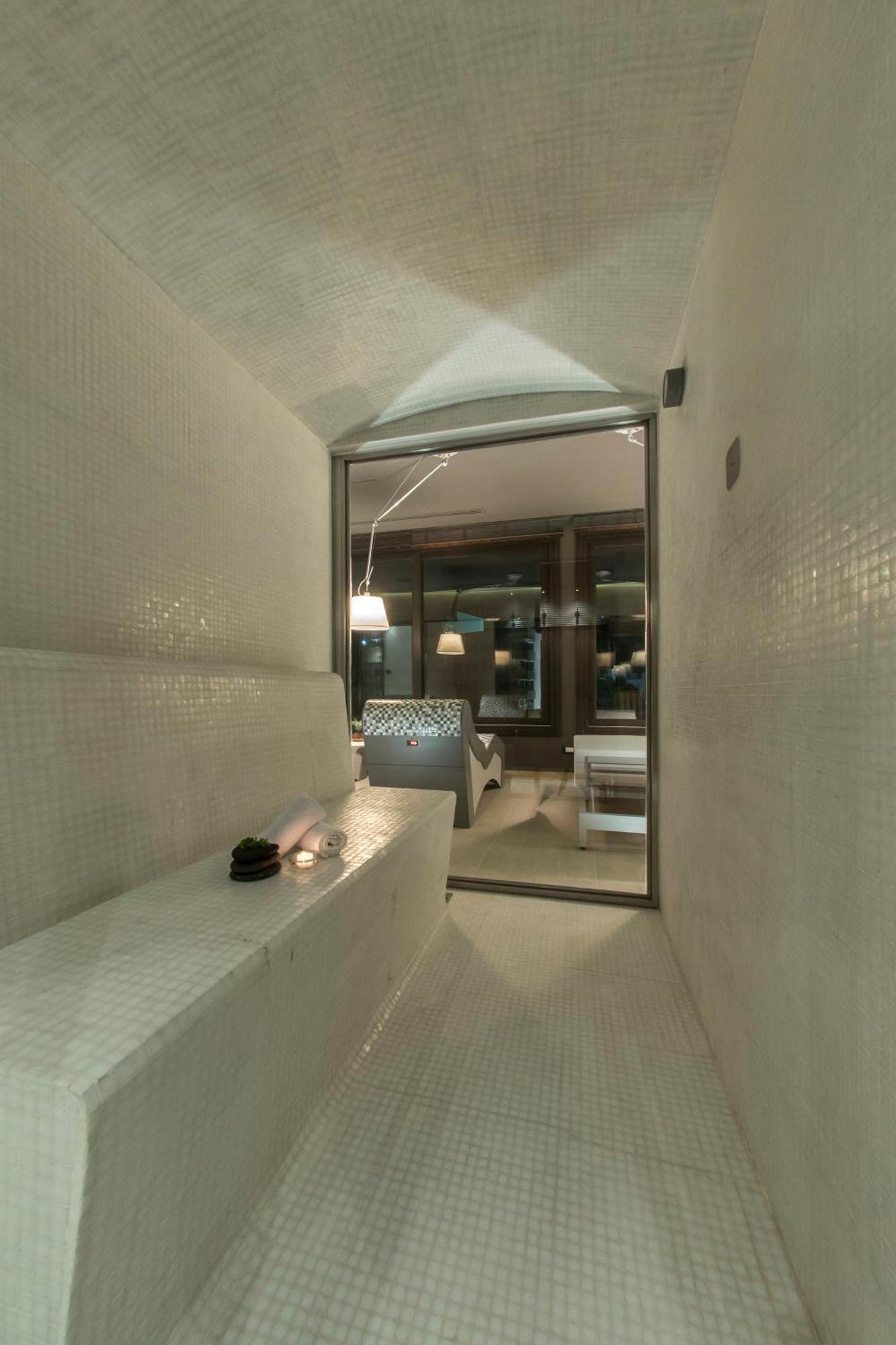 Ville Saint Germain Apart Hotel & Spa Carilo Exterior photo