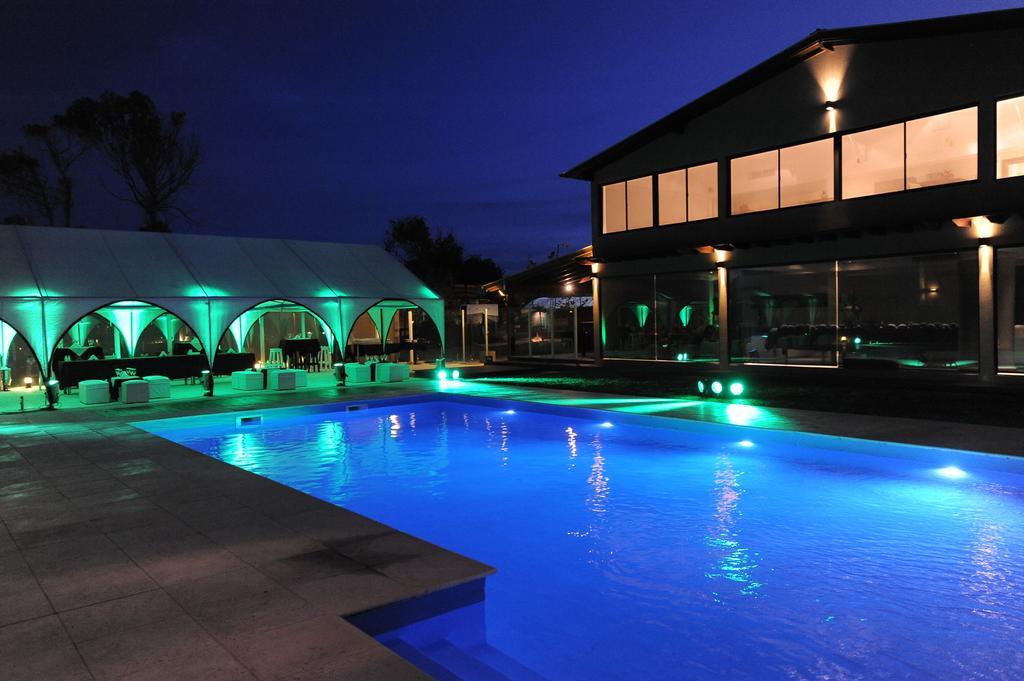 Ville Saint Germain Apart Hotel & Spa Carilo Exterior photo