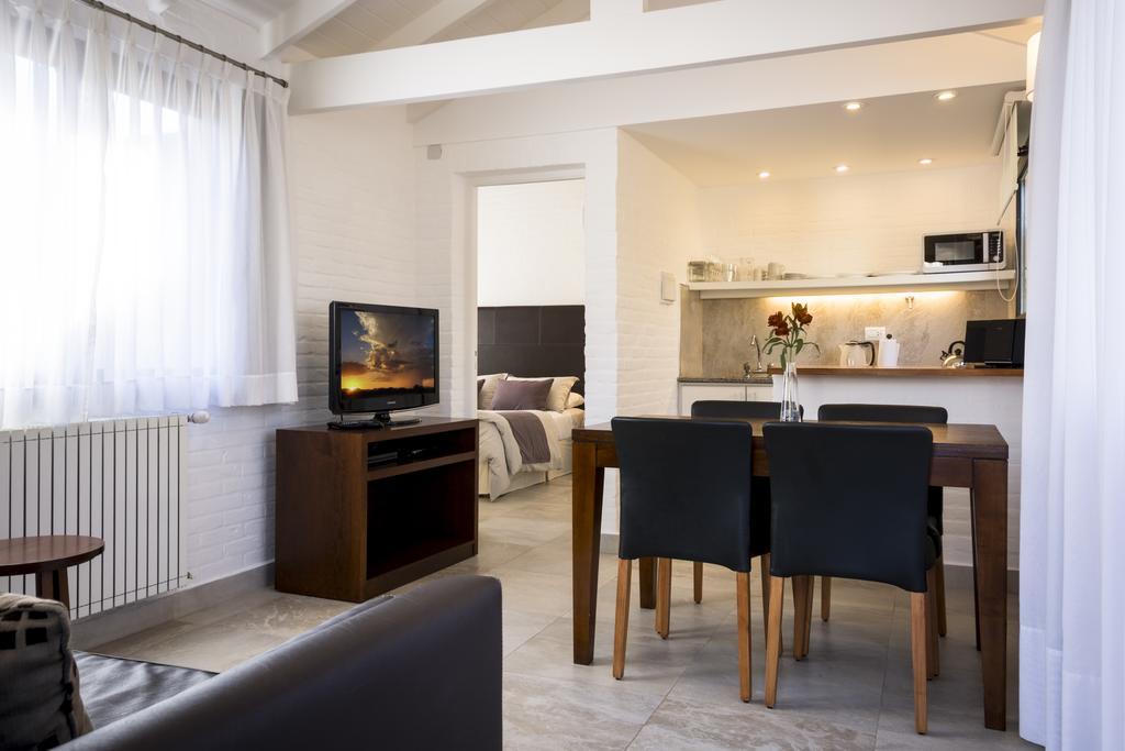Ville Saint Germain Apart Hotel & Spa Carilo Room photo
